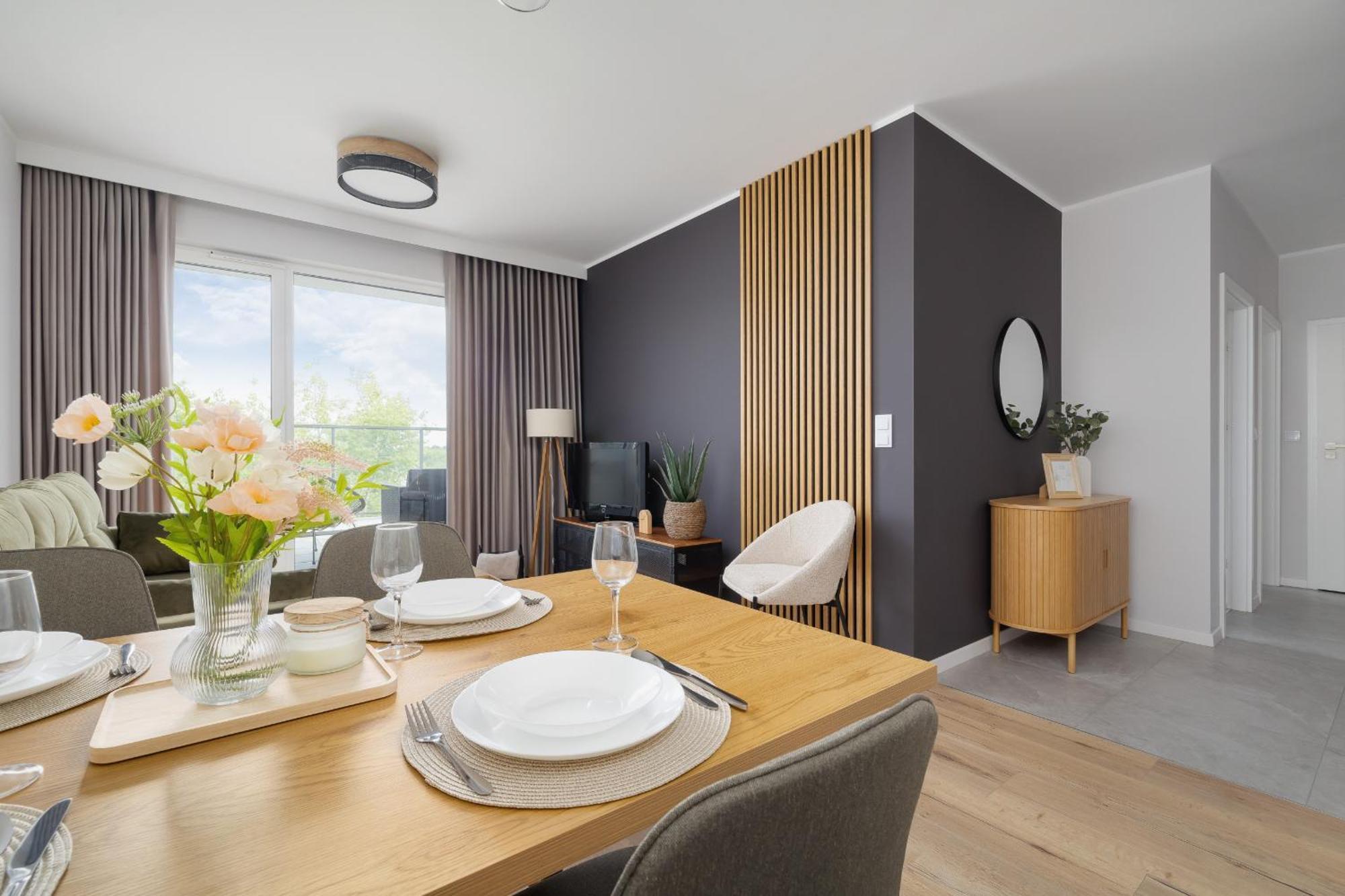 Stylowy Apartament Z Dwiema Sypialniami Balkonem I Parkingiem By Noclegi Renters 卡托维兹 外观 照片